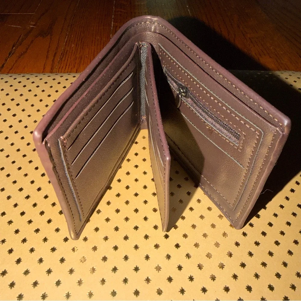 🆕 NEW Men's Brown Patterned Wallet